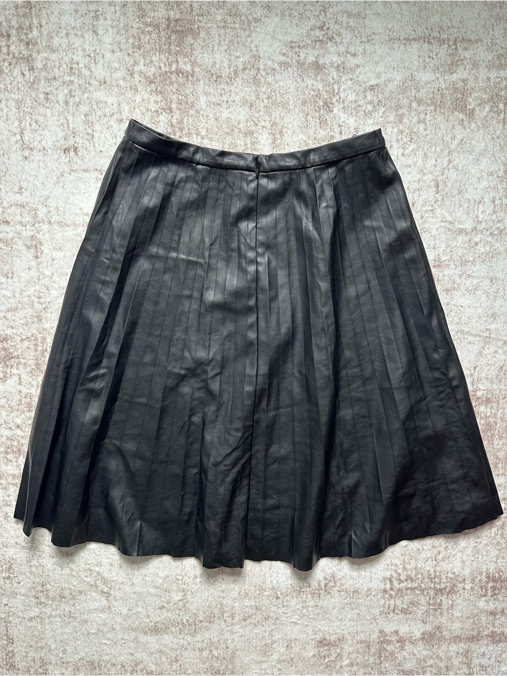 J.Crew Faux Leather Pleated Skirt in Black - EUC - Picture 12 of 15